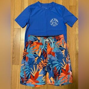 GAP Kids Rash Guard & Swim Trunks Boys size S (6/7)